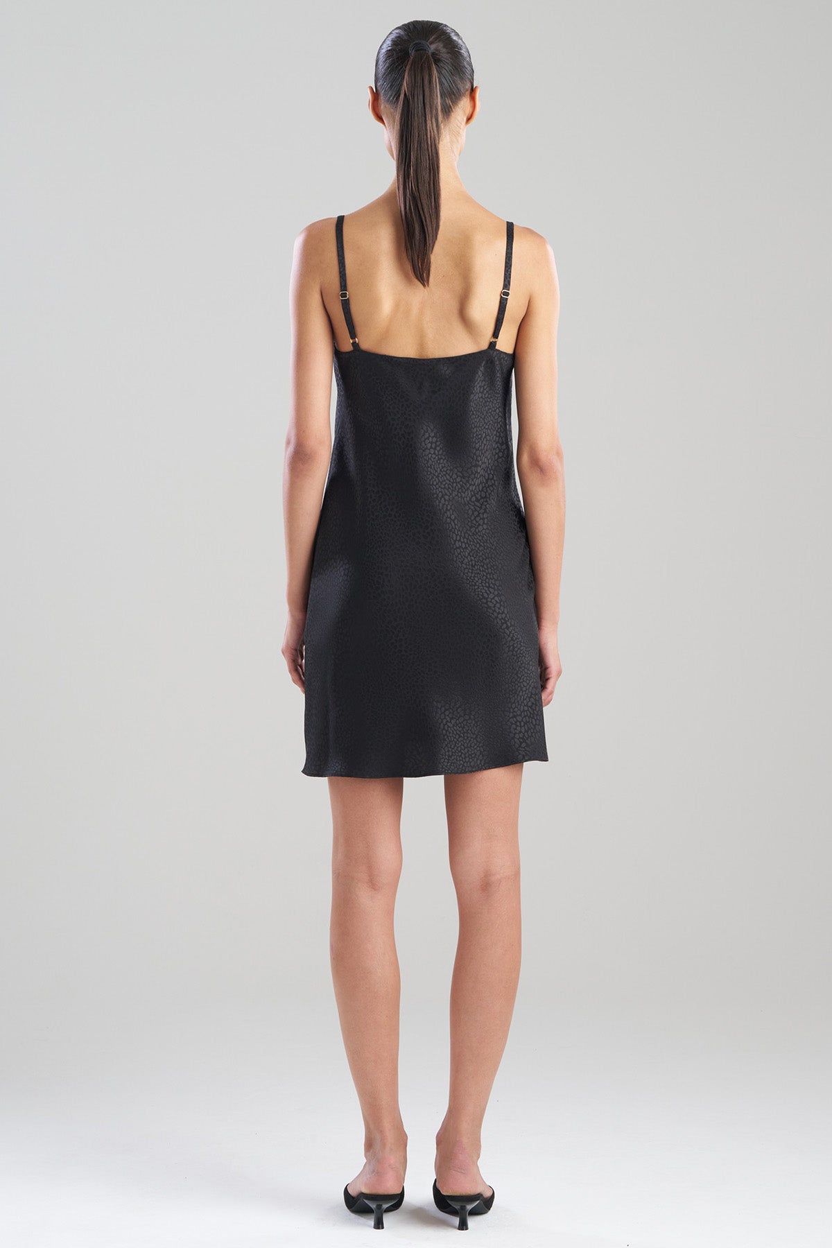 Natori Wilderness Satin Jacquard Chemise