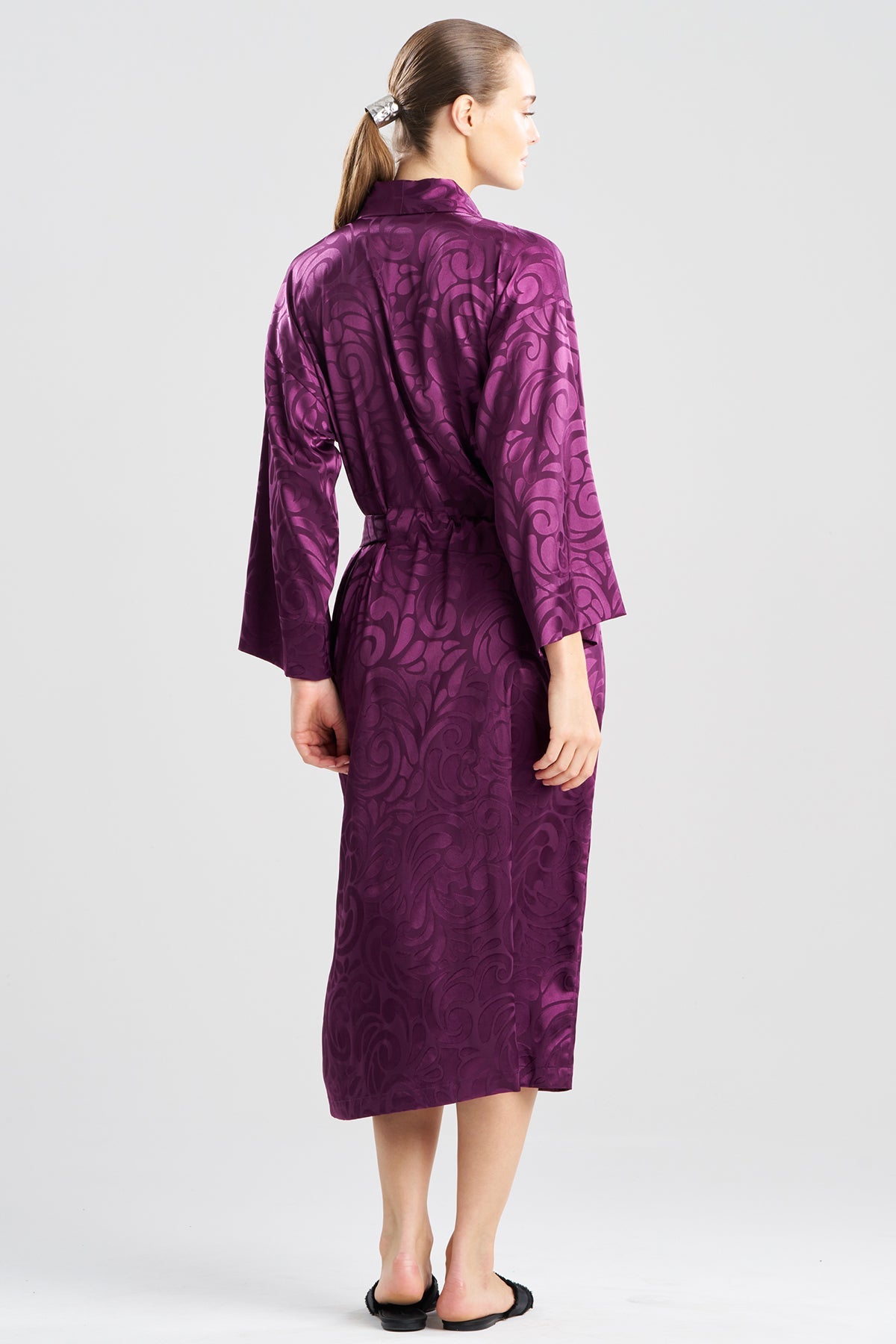 Natori Scroll Satin Jacquard Robe