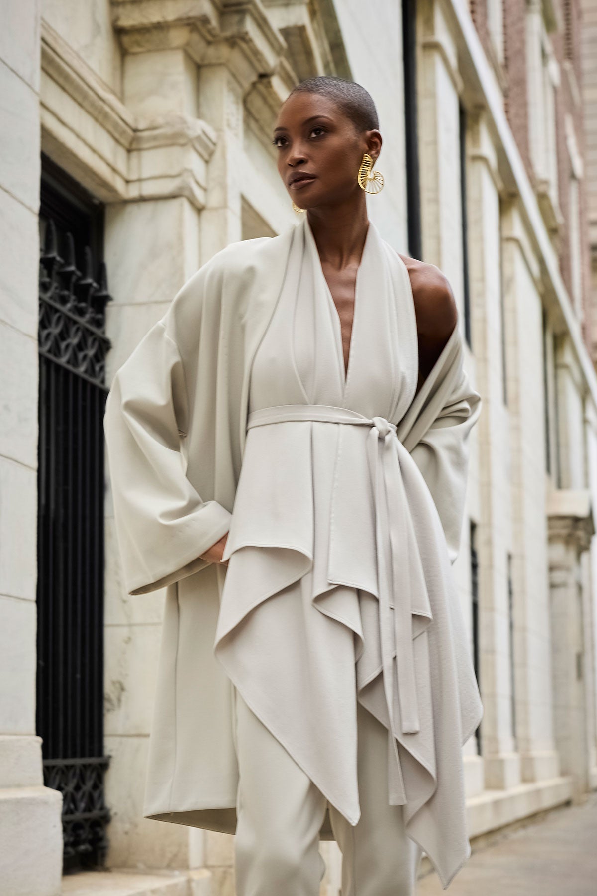 Natori Techno Crepe Side Zip Ankle Pants