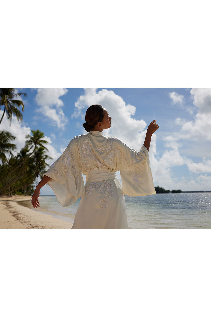 Natori Buy Key Essentials Embroidered Silk Robe in Warm White Online