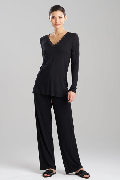 Natori Feathers Essentials Lenzing™ Ecovero™ Viscose Long Sleeve Lace PJ