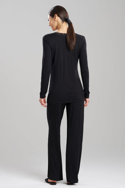 Natori Feathers Essentials Lenzing™ Ecovero™ Viscose Long Sleeve Lace PJ