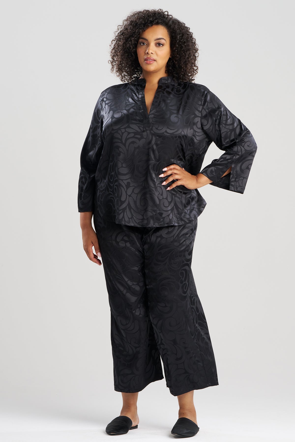 Natori Scroll Satin Jacquard Long Sleeve PJ