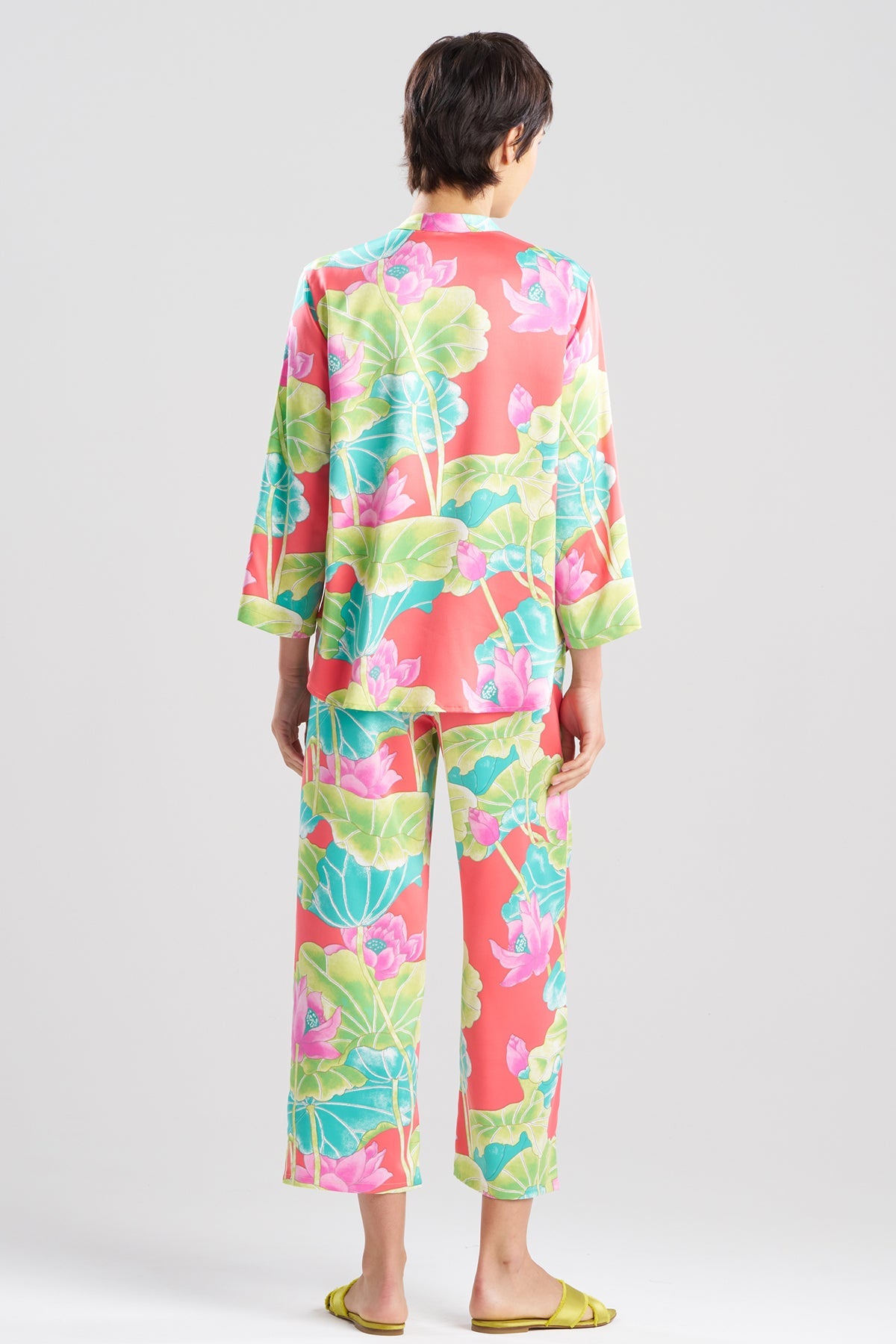 Natori Ascendant Lotus Printed Satin Mandarin PJ Set
