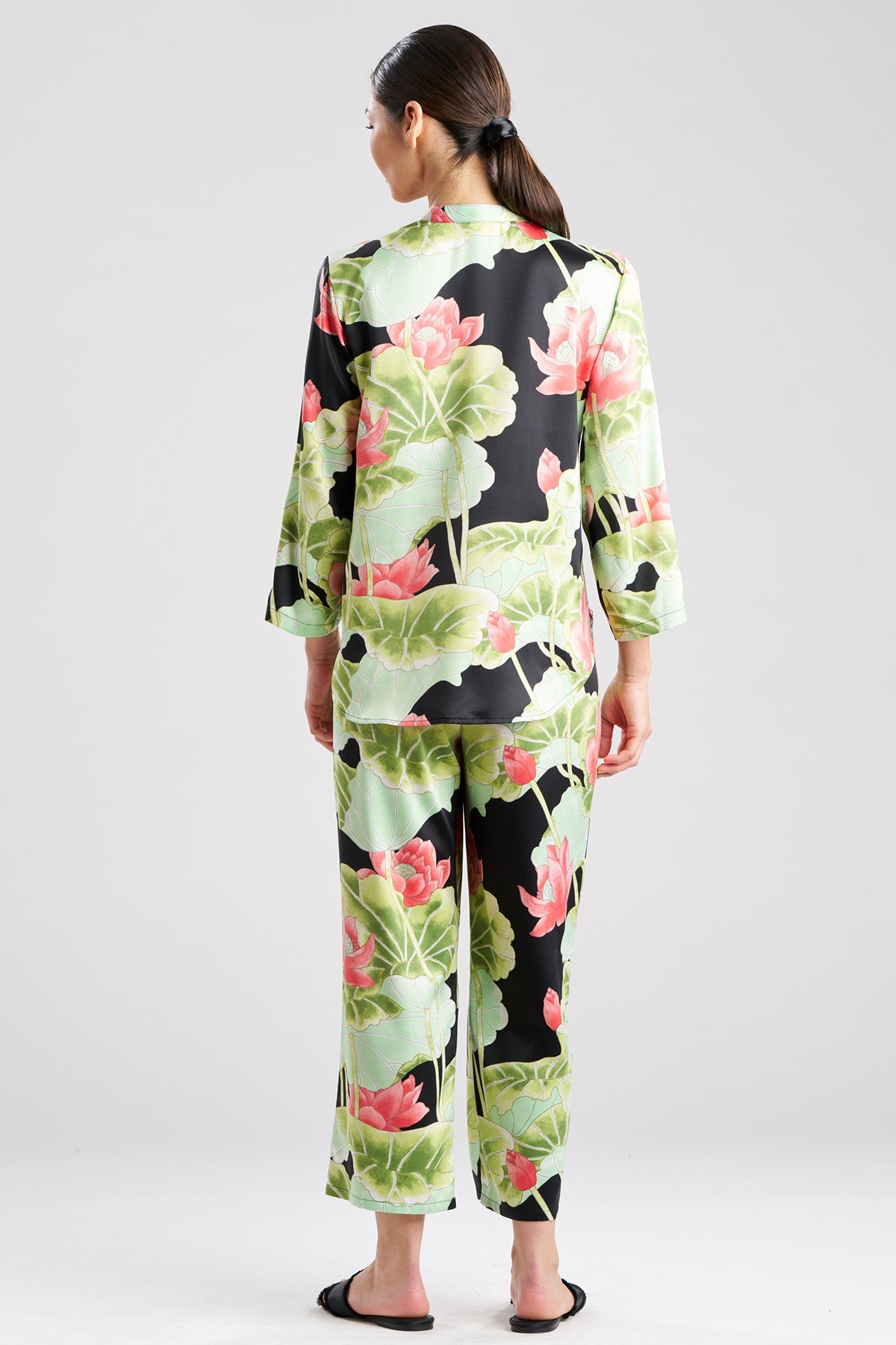 Natori Ascendant Lotus Printed Satin Mandarin PJ Set