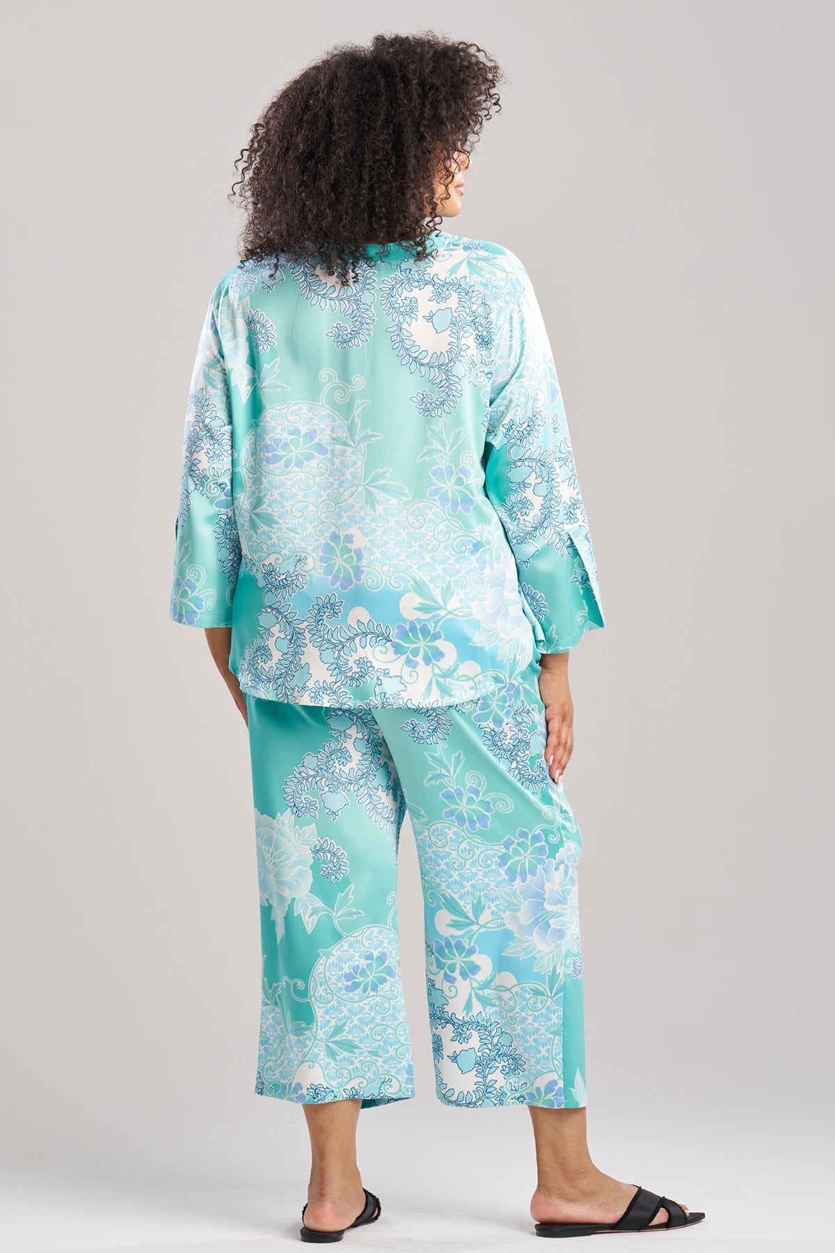 Natori Flourish Printed Satin Mandarin PJ