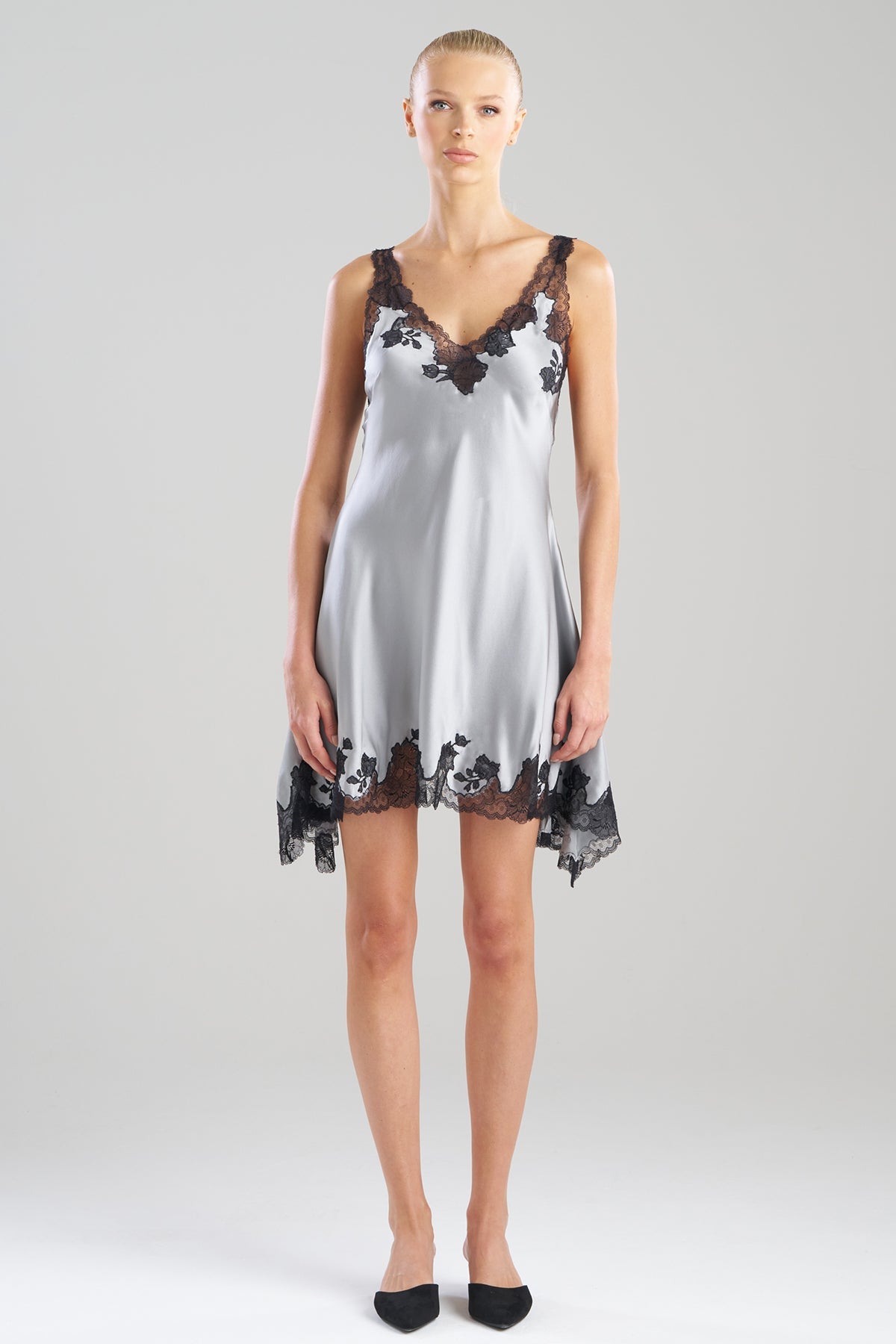Natori Lolita Lace V-Neck Silk Chemise