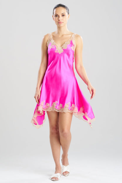 Natori Lolita Lace V-Neck Silk Chemise