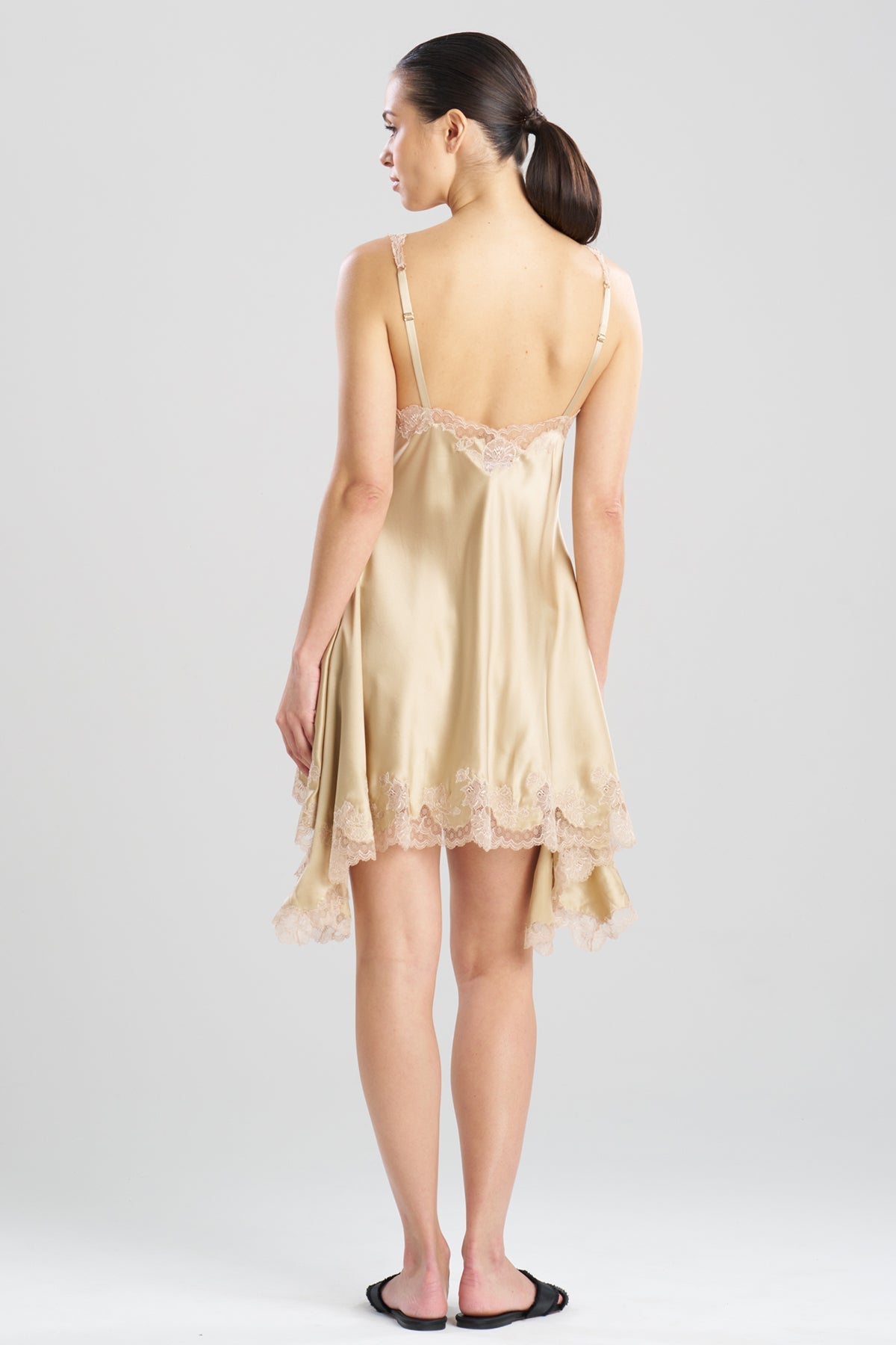 Natori Lolita Lace V-Neck Silk Chemise