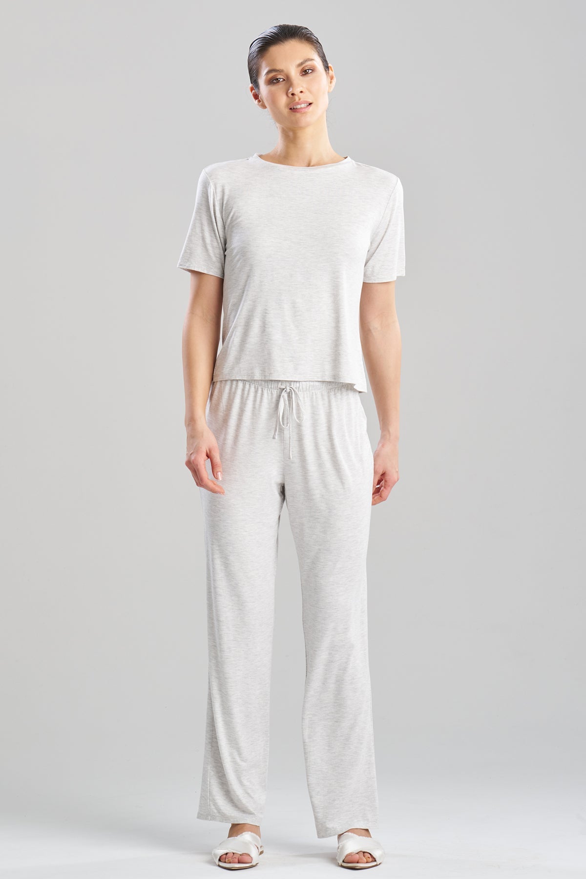 Natori Feathers Essentials Lenzing™ Ecovero™ Viscose Crew Neck PJ