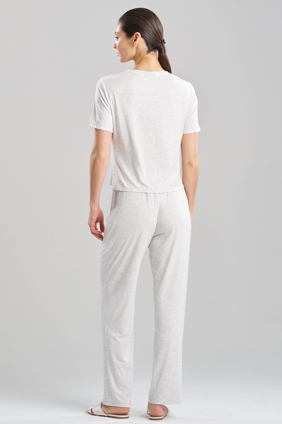 Natori Feathers Essentials Lenzing™ Ecovero™ Viscose Crew Neck PJ