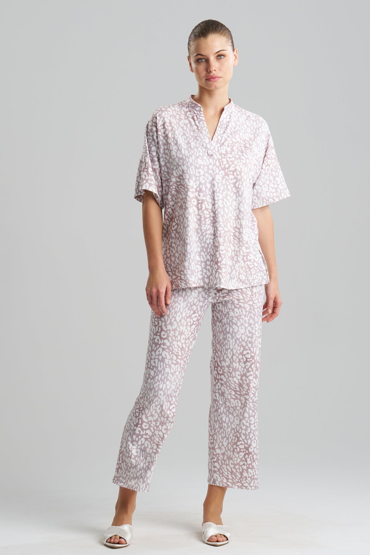Natori Misty Leopard Cozy Knit PJ