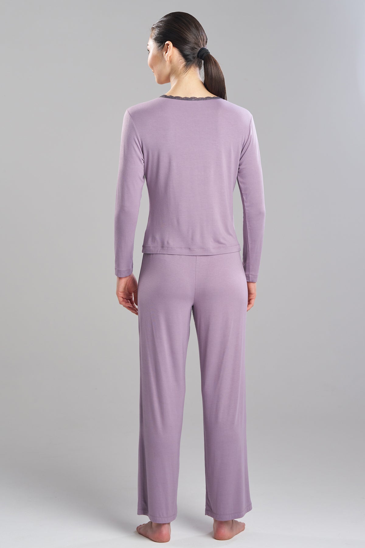Natori Iris Bamboo Jersey Ease Long Sleeve Lace PJ