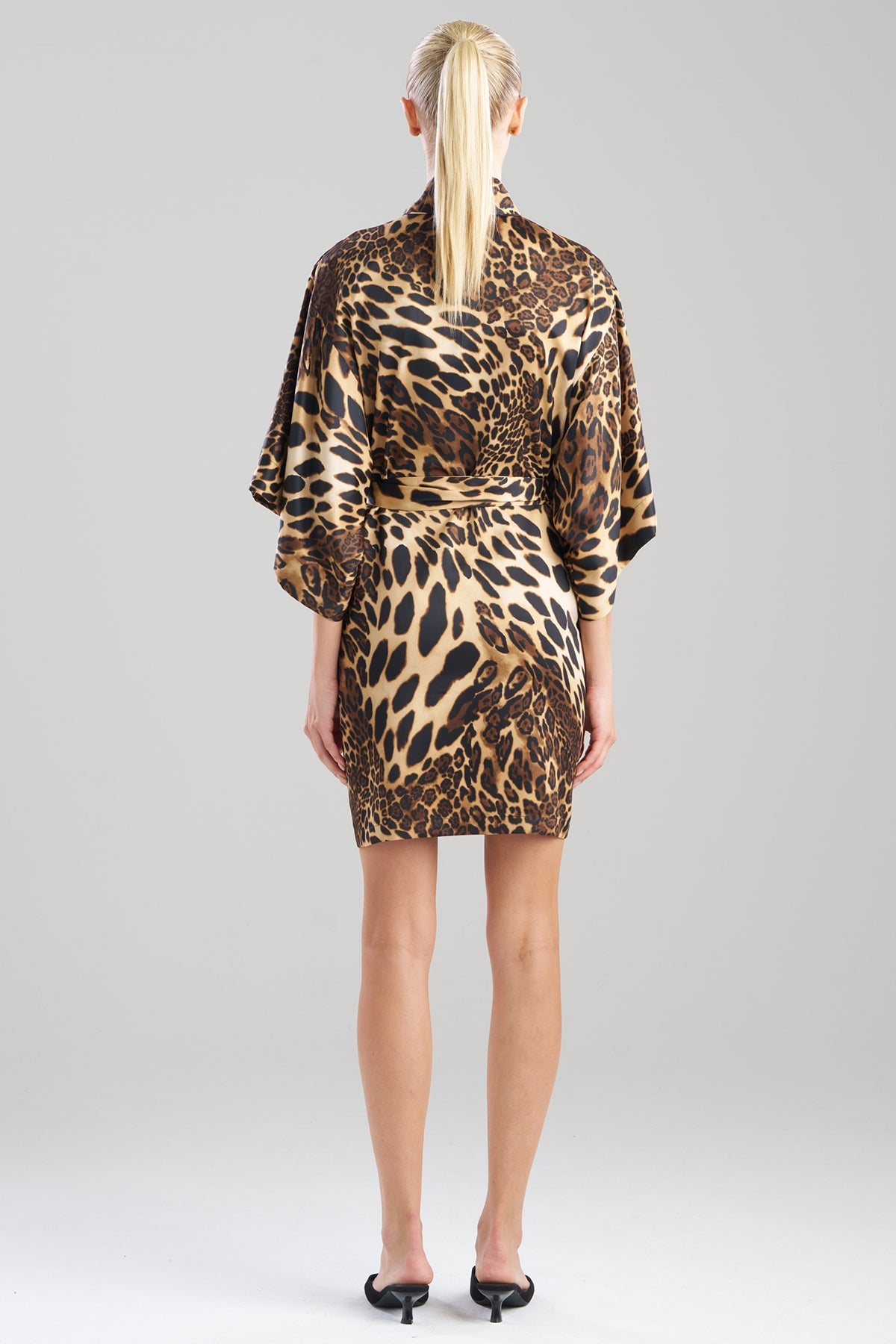 Natori Luxe Leopard Wrap