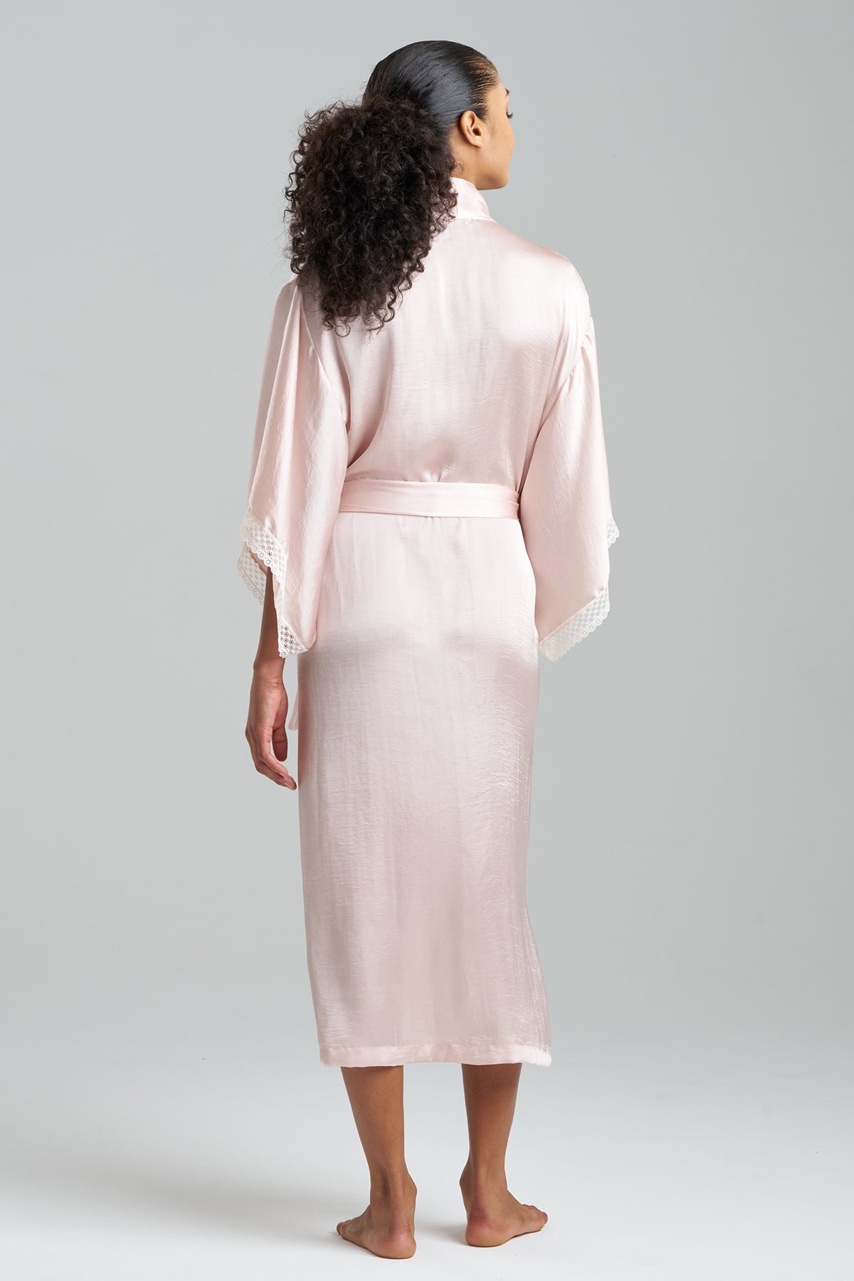 Natori Ashley Icon Lace Robe