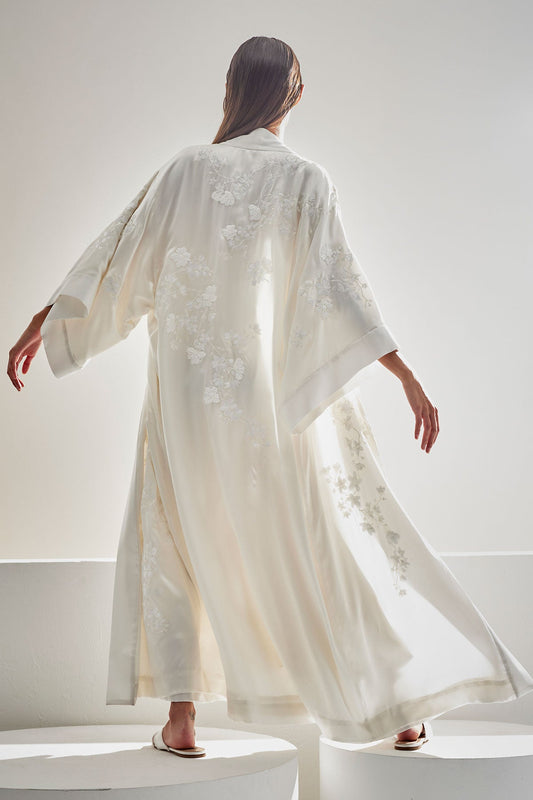Natori Couture Sakura Embroidered Silk Robe