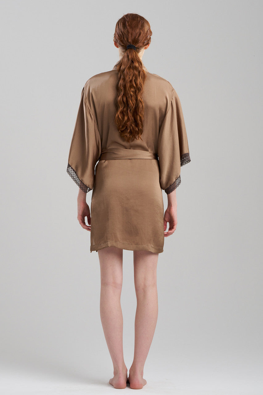 Natori Ashley Icon Lace Wrap