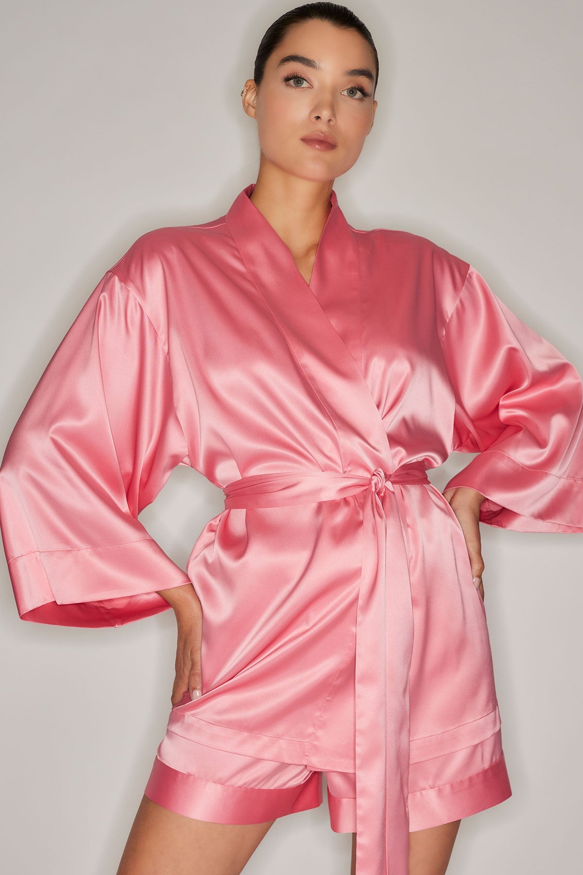 Natori Glamour Short Wrap