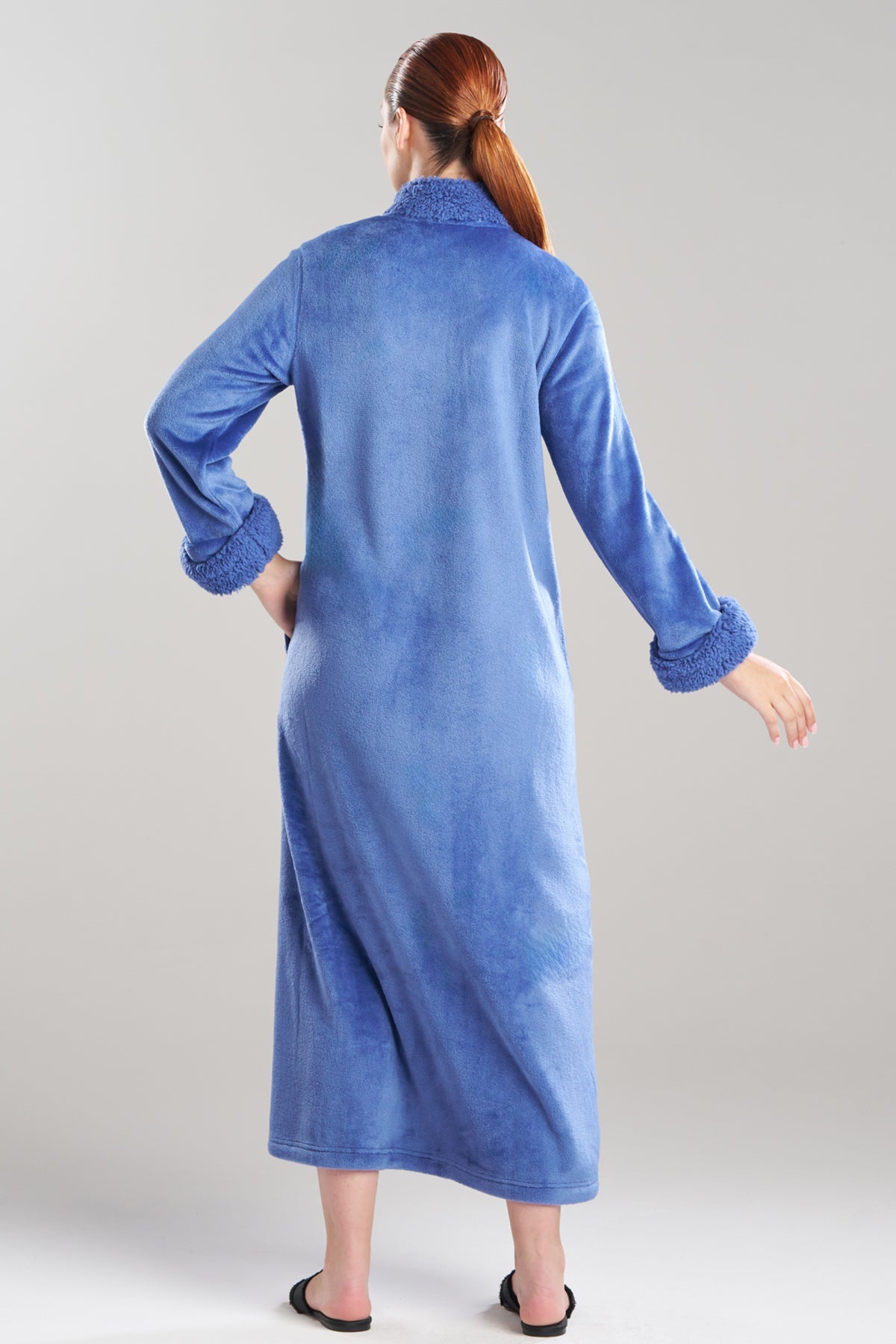 Natori Plush Sherpa Zip Lounger