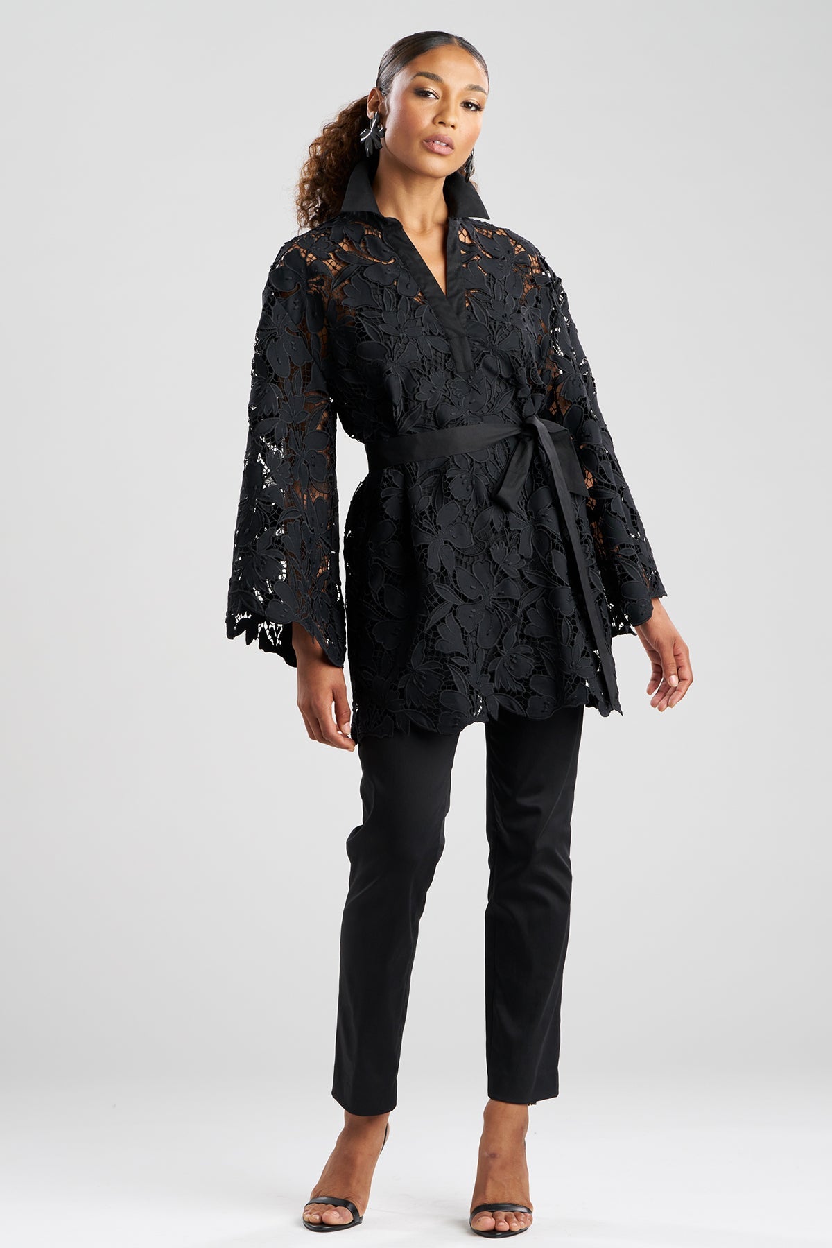 Natori Peony Floral Lace Pull Over Tunic