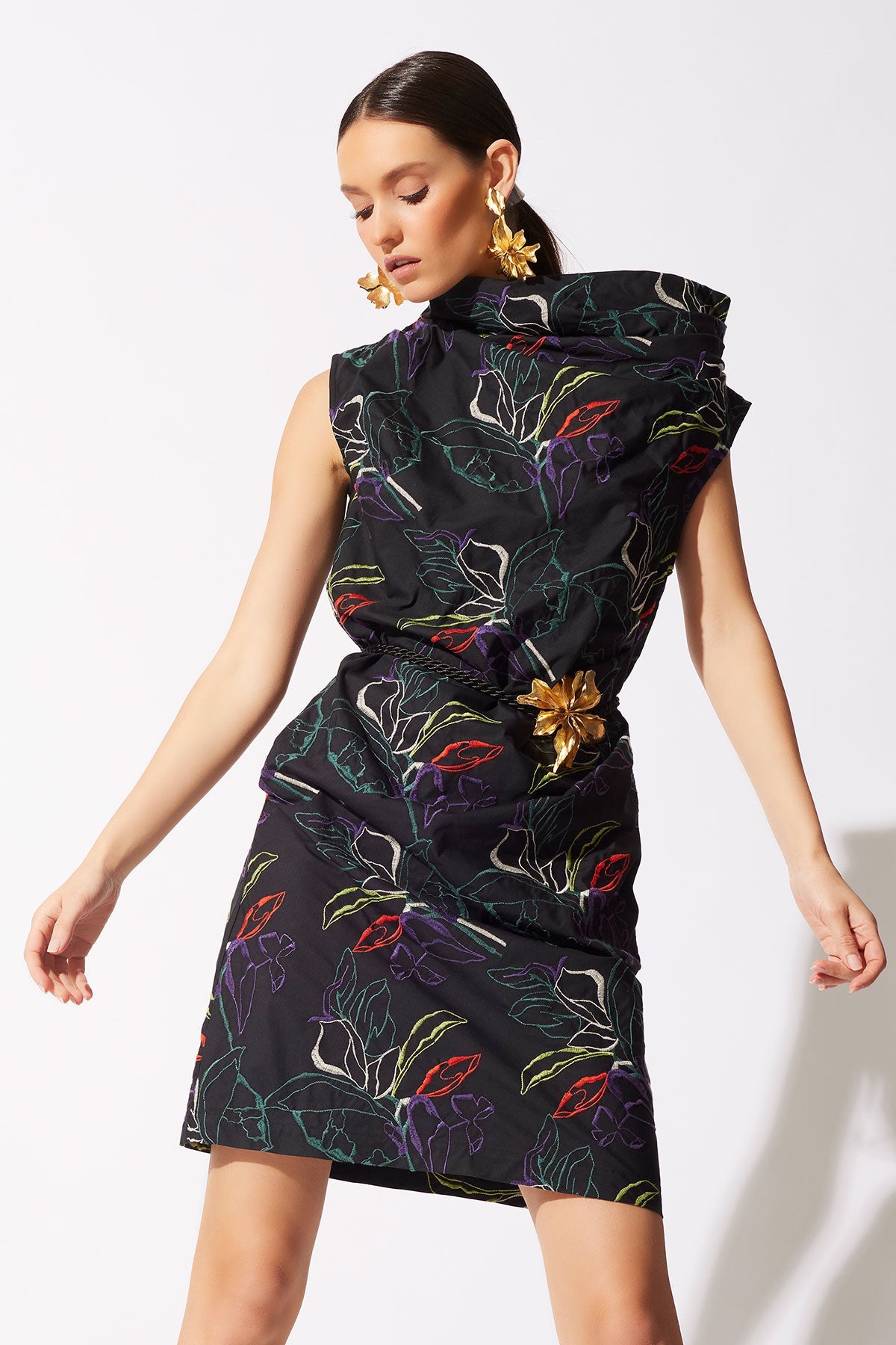 Natori Yoru Embroidered Cotton Poplin Asymmetric Funnel Neck Dress