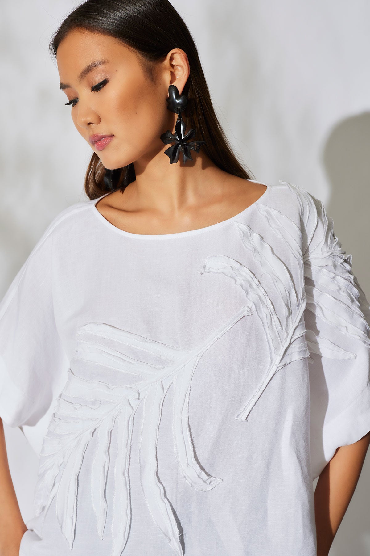 Natori Light Weight Linen Embroidered Caftan Top