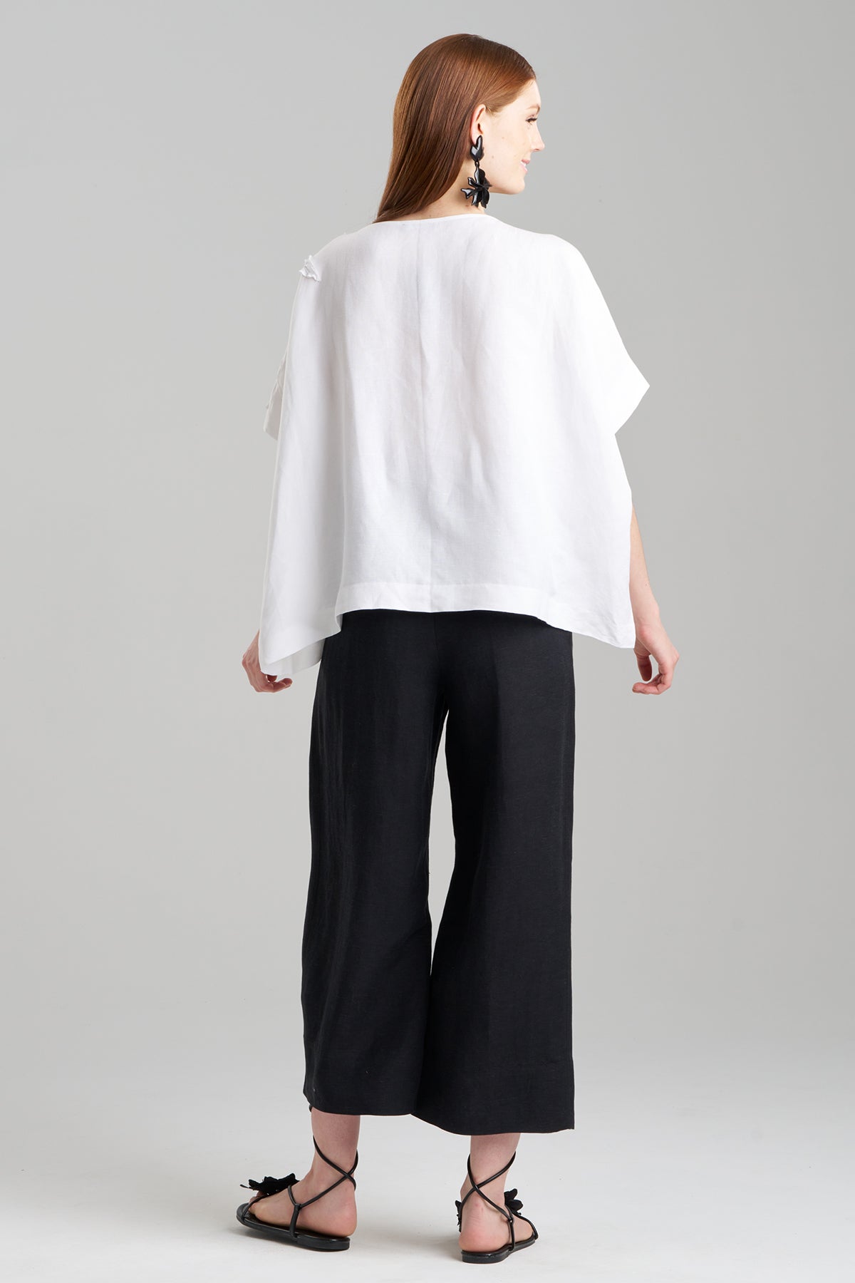 Natori Light Weight Linen Embroidered Caftan Top