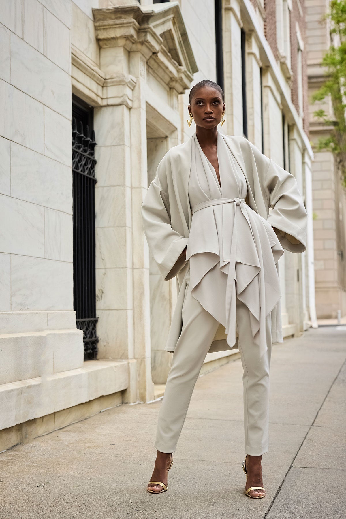 Natori Techno Crepe Side Zip Ankle Pants