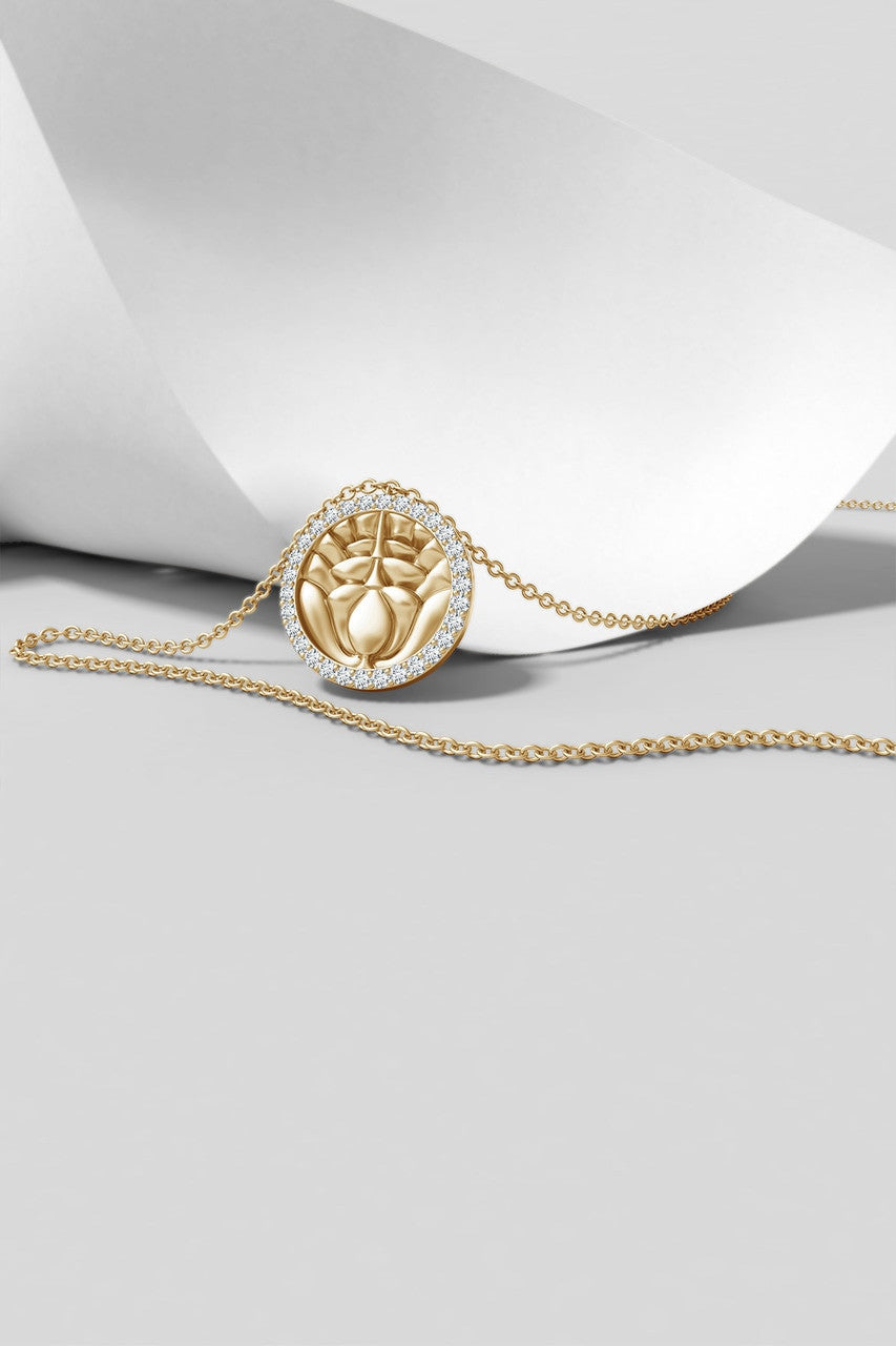 Natori Buy Kamon 14k Diamond Border Pendant Necklace in 14K Yellow Gold Online