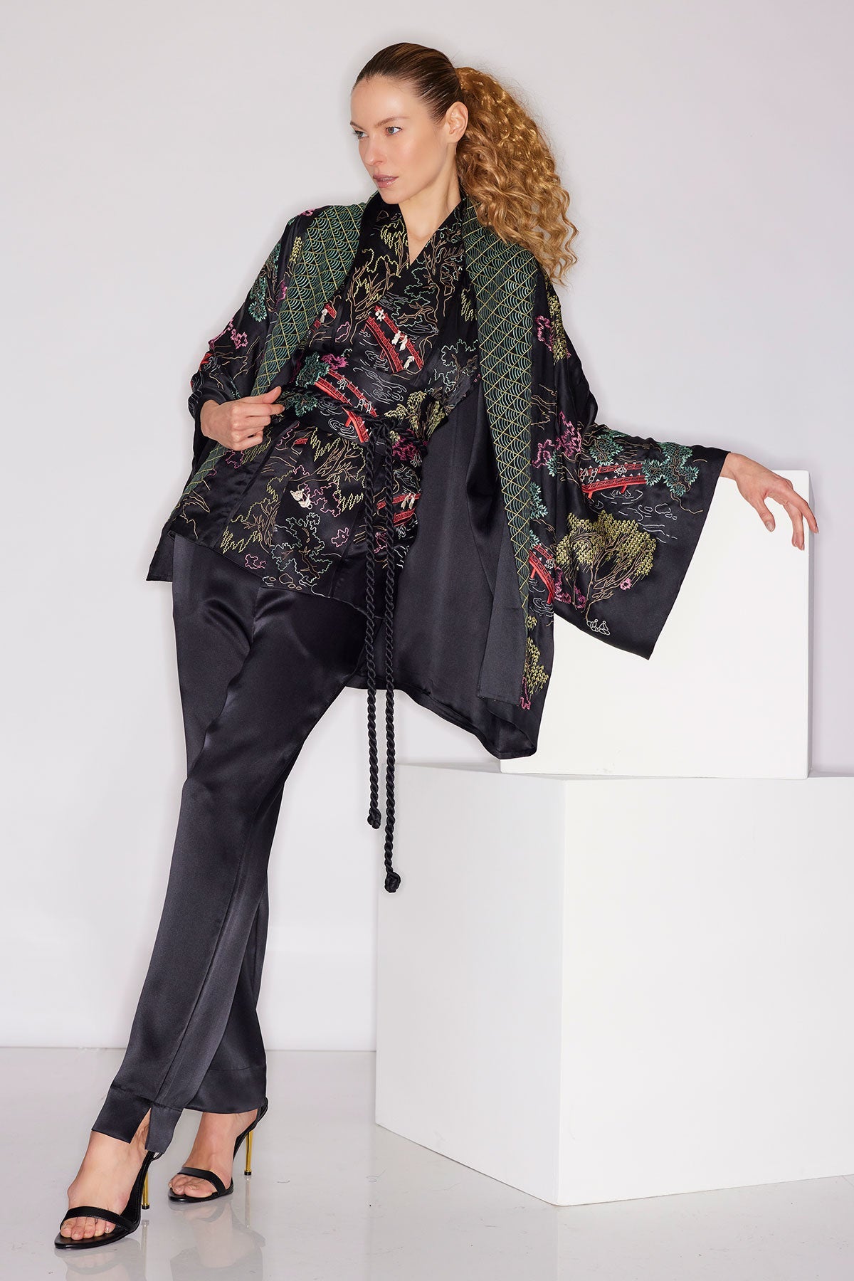 Natori Couture Nara Multi Embroidered Silk Vest