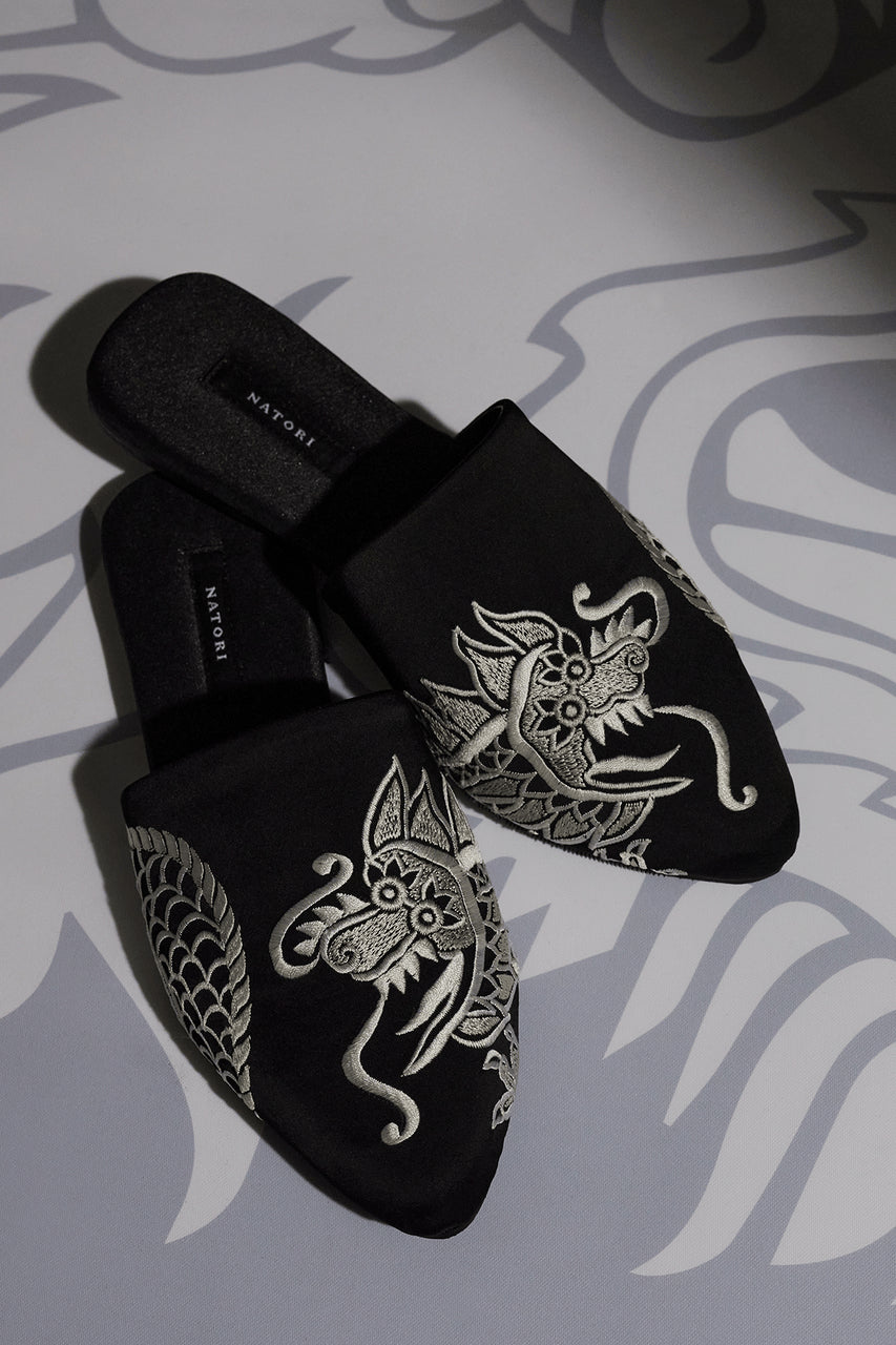Natori Buy Dragon Embroidered Felt Slide in Black Online