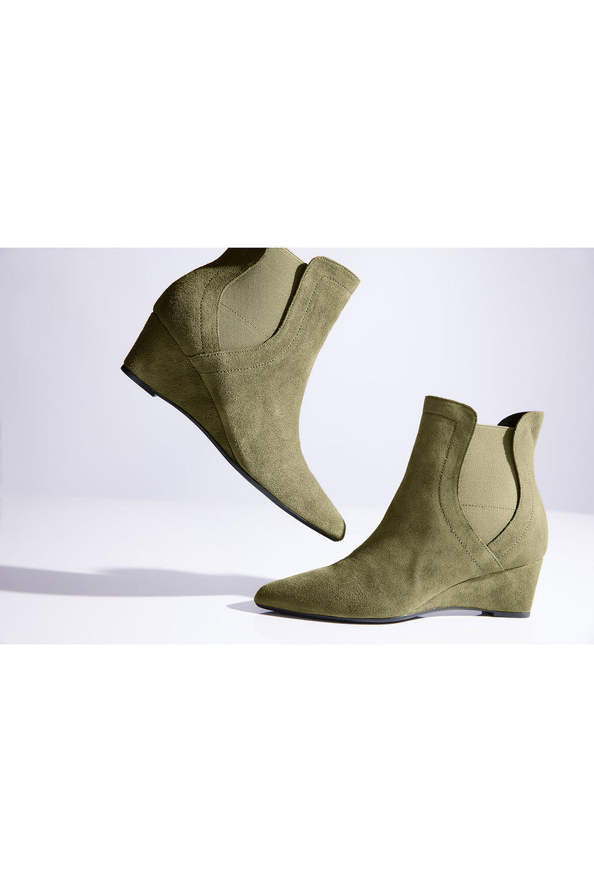 Natori Buy Gaisha-Su Suede Wedge Bootie in Olive Online