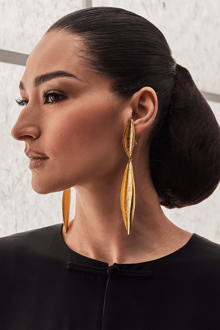 Natori Buy Gold Plated Leaf Earrings in Gold Online
