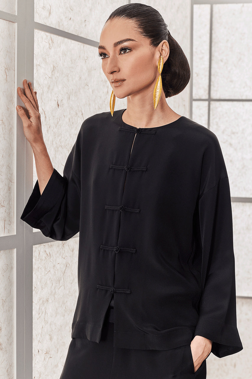 Natori Buy Gold Plated Leaf Earrings in Gold Online