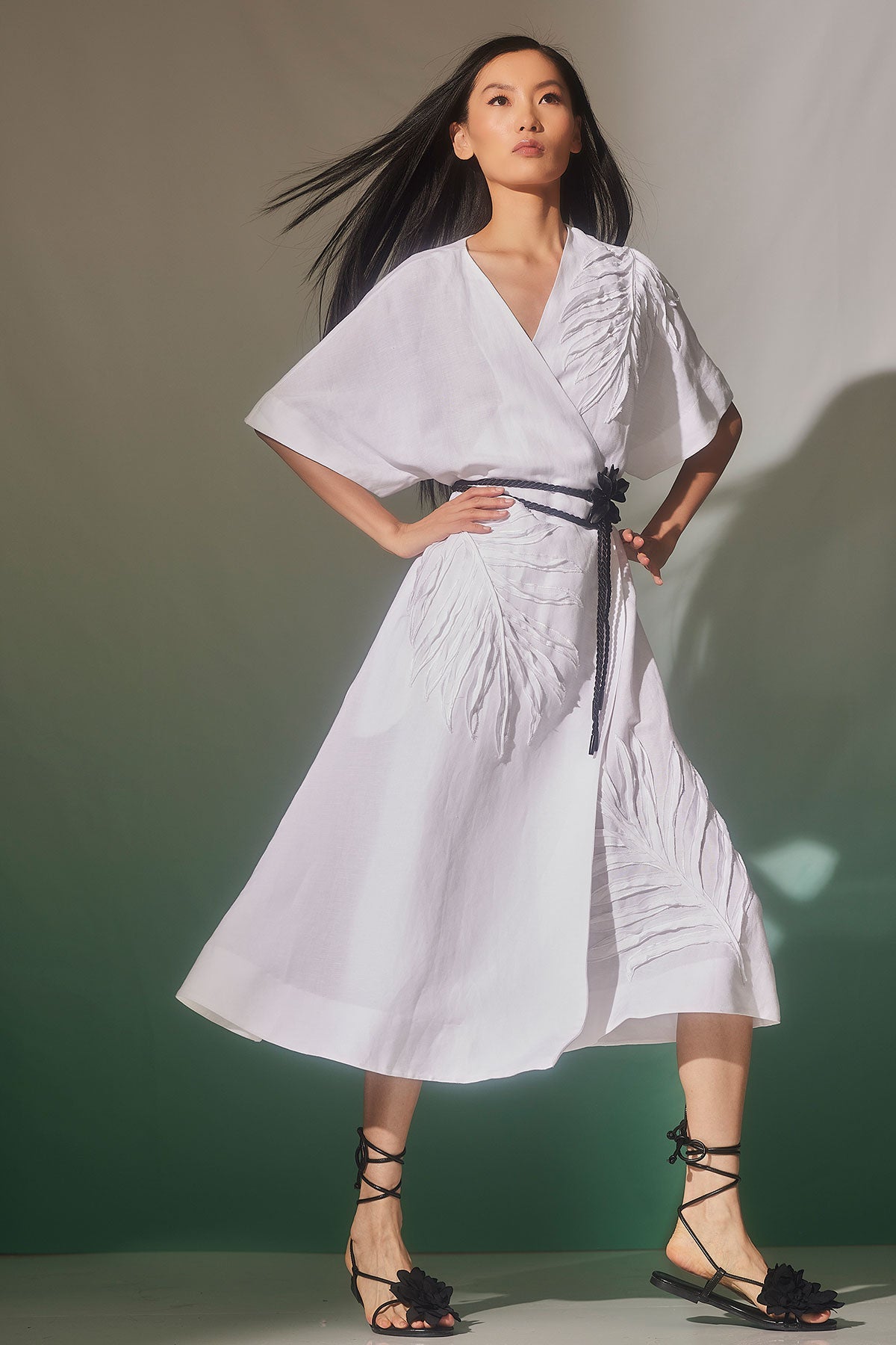 Natori Light Weight Linen Embroidered Kimono Wrap Dress